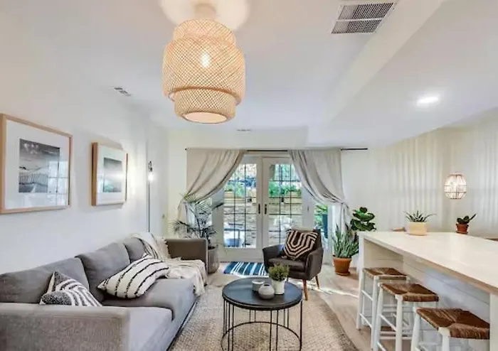 Charming City Getaway With Patio